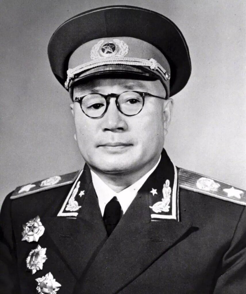 Лю Бочэн (1892-1986)