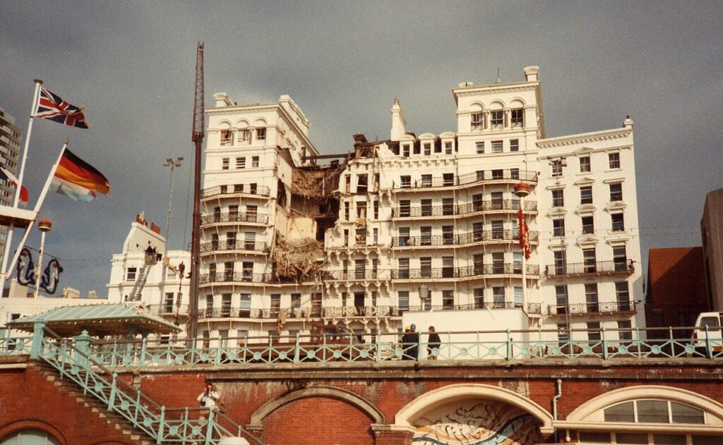 Гостиница в Брайтоне после теракта, совершенного ИРА, 1984 год