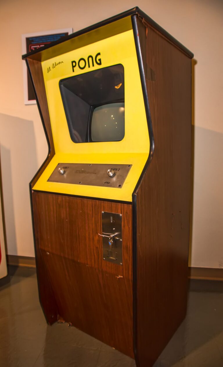 Pong и рождение индустрии видеоигр (1972)